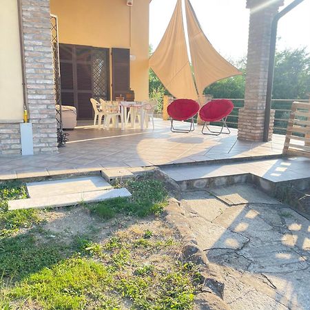 Casa Gatti: Villa Con Giardino Con Accesso Indipendente リヴァナッツァーノ エクステリア 写真