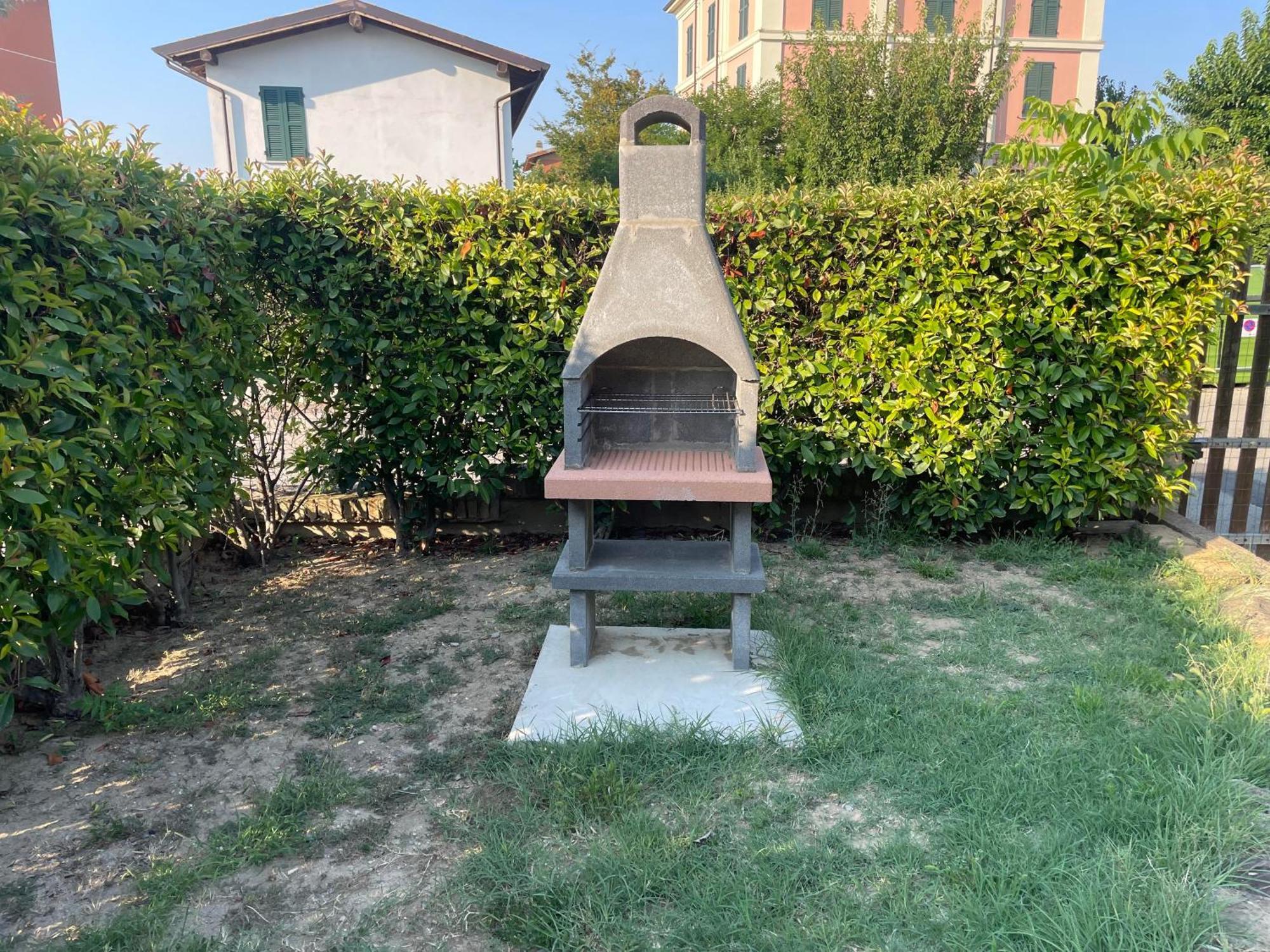 Casa Gatti: Villa Con Giardino Con Accesso Indipendente リヴァナッツァーノ エクステリア 写真