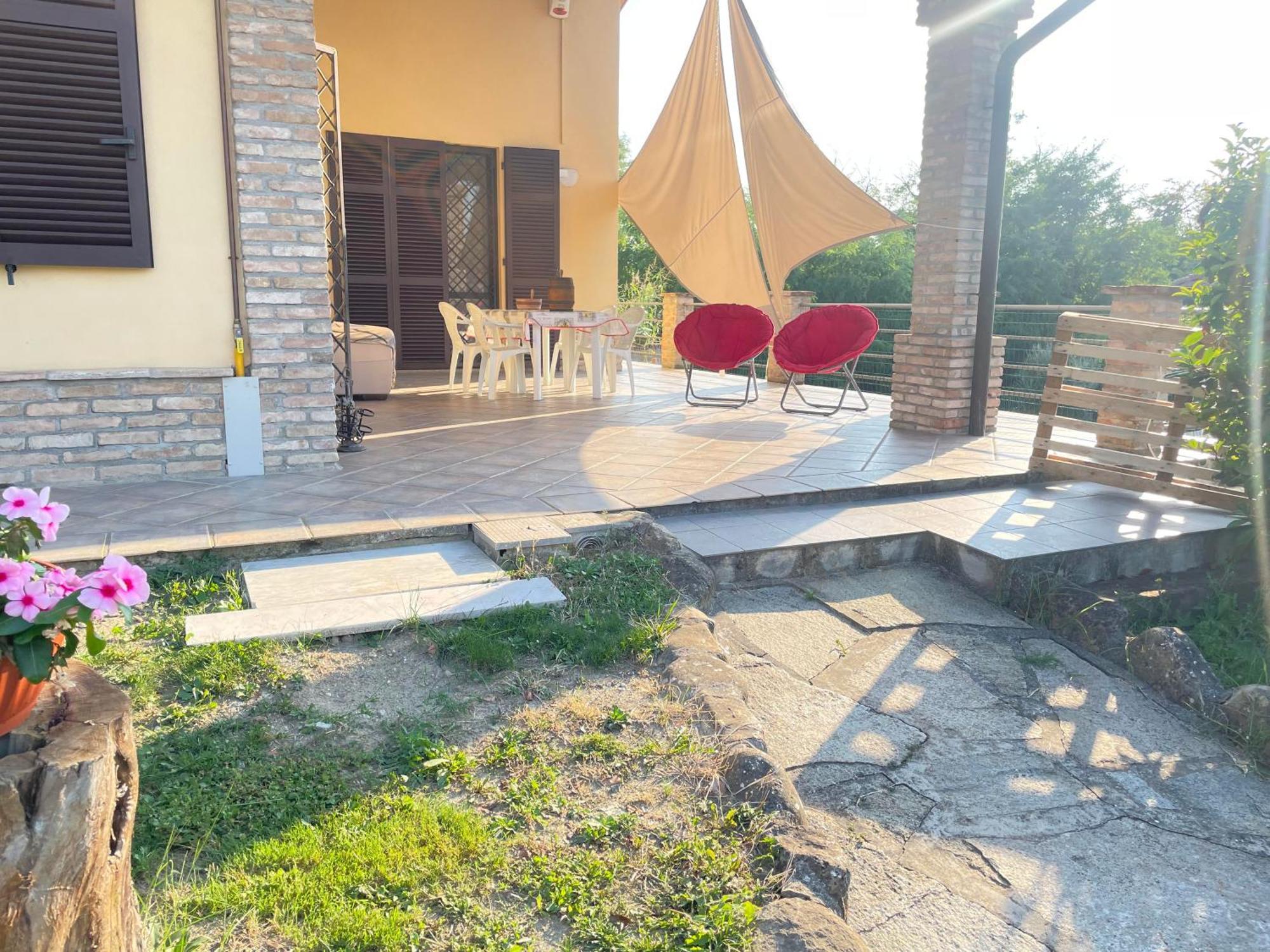 Casa Gatti: Villa Con Giardino Con Accesso Indipendente リヴァナッツァーノ エクステリア 写真